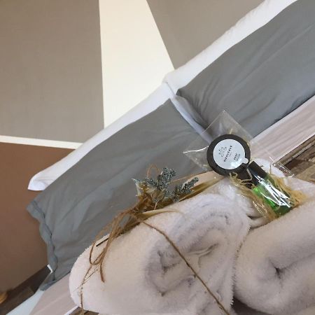 The Loft Bed & Breakfast Реджо ди Калабрия Екстериор снимка